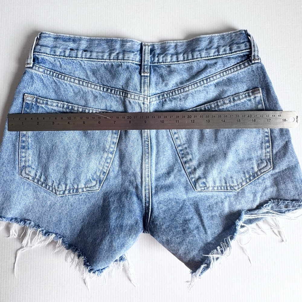 GAP Stride Short - Picture 5 of 6